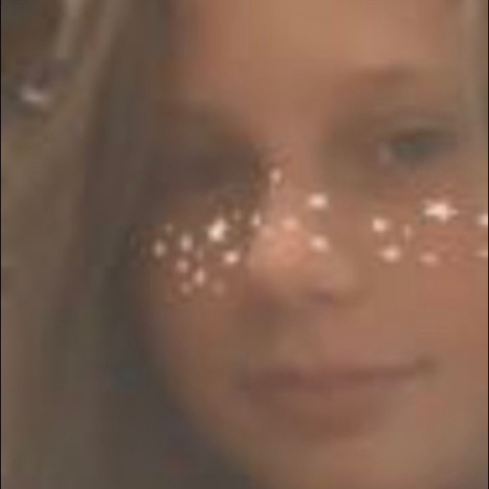 Meet your Posher, Paris